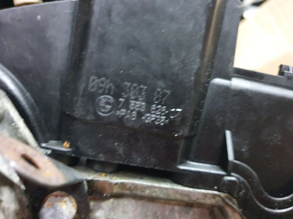 Kompletny silnik słupek uszkodzony BMW E90 E60 benzyna N43