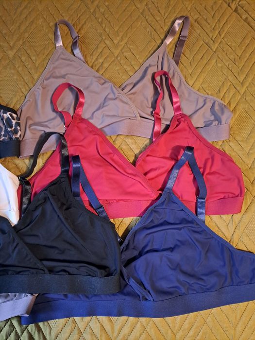 Komplet 9 staników plus size 4xl