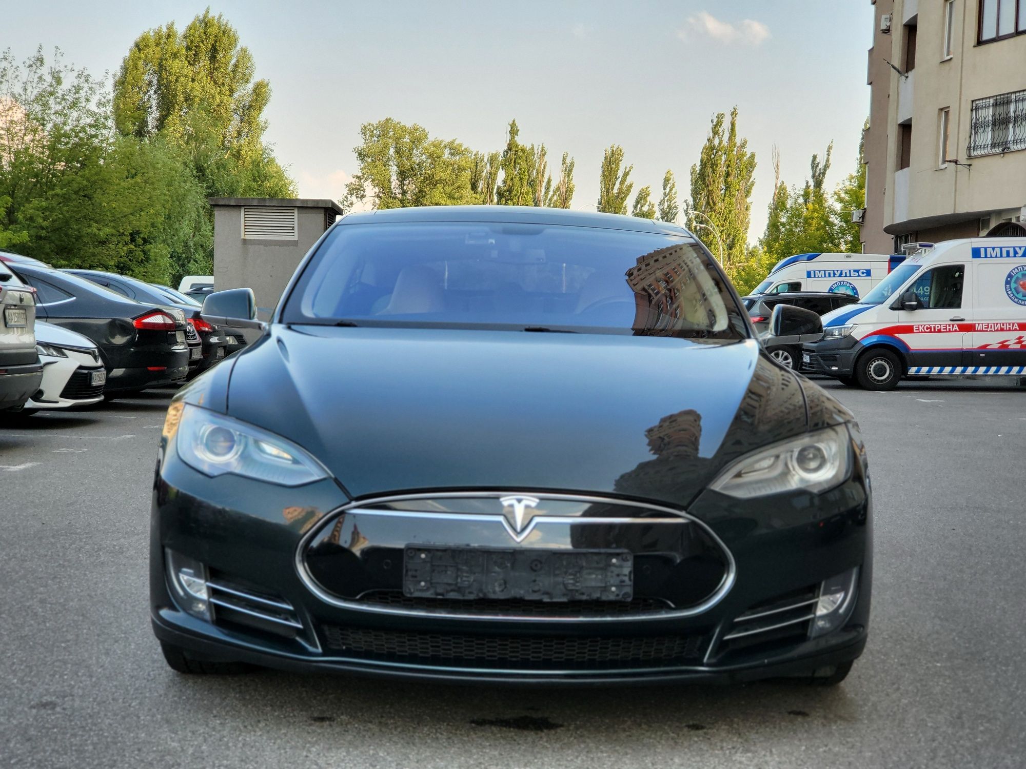 Tesla Model S P85+ 2014р.без дтп в наявності з Норвегії