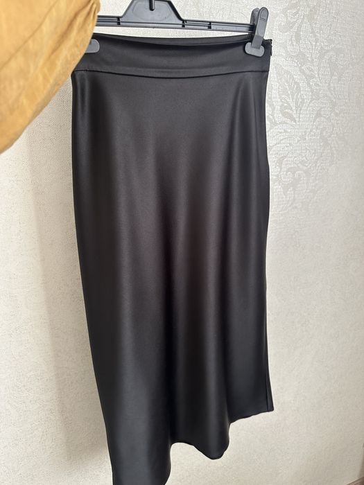 Шовкова спідниця u need