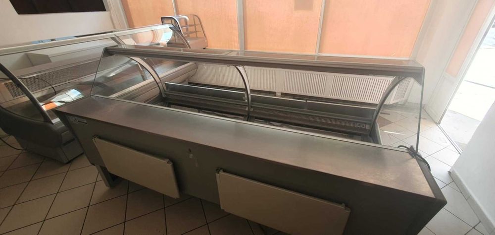 Lady chłodnicze na mięso ryby wędliny sery