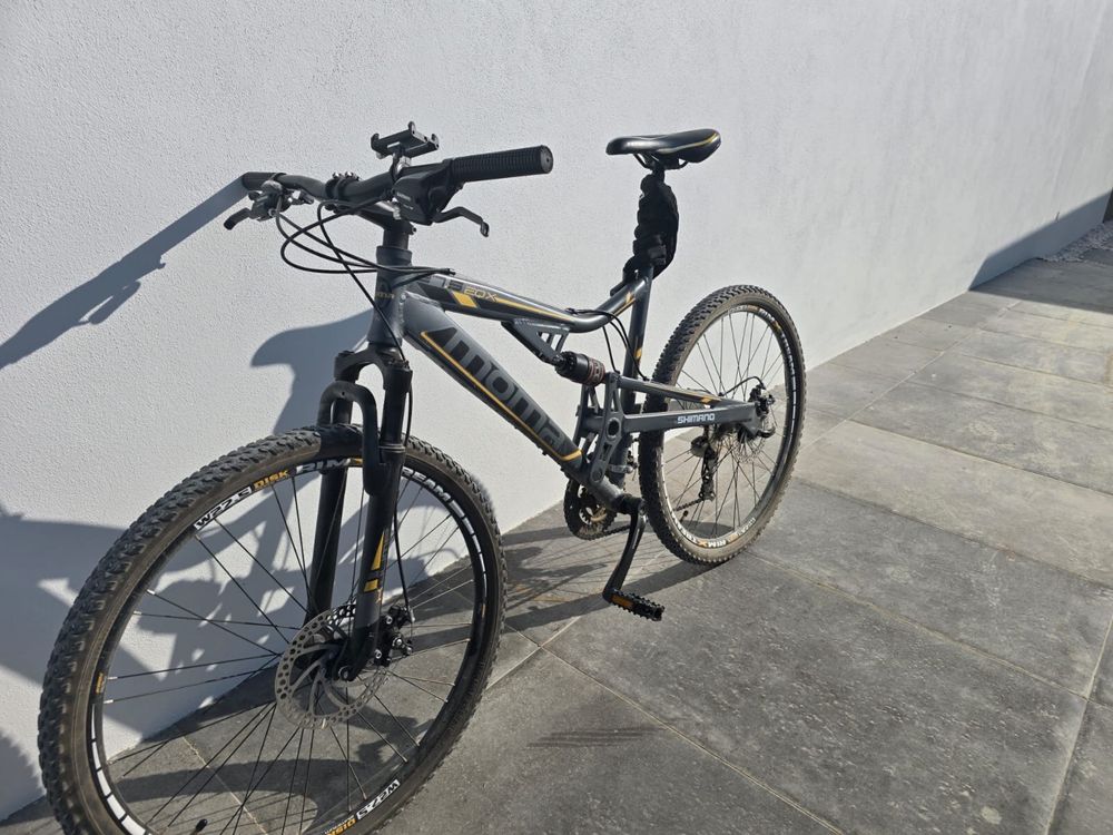 Bicicleta de montanha Moma