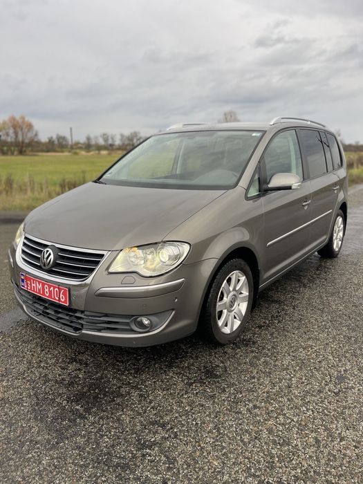 Фольксваген Тауран  автомат