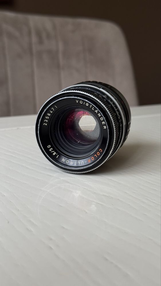 Voigtlander 50mm 1.8 з перехідником Sony