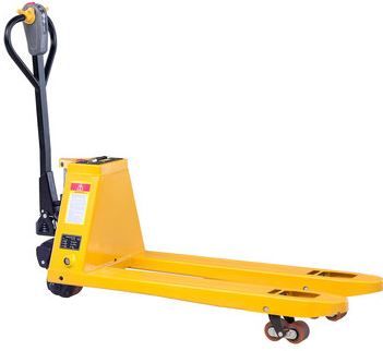 Porta-paletes eléctrico capac. 1500 kg bateria 24V 20Ah. AP28