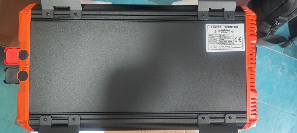 Інвестор Fchao ksc-3000w з 24v на 220v чиста синисоїда