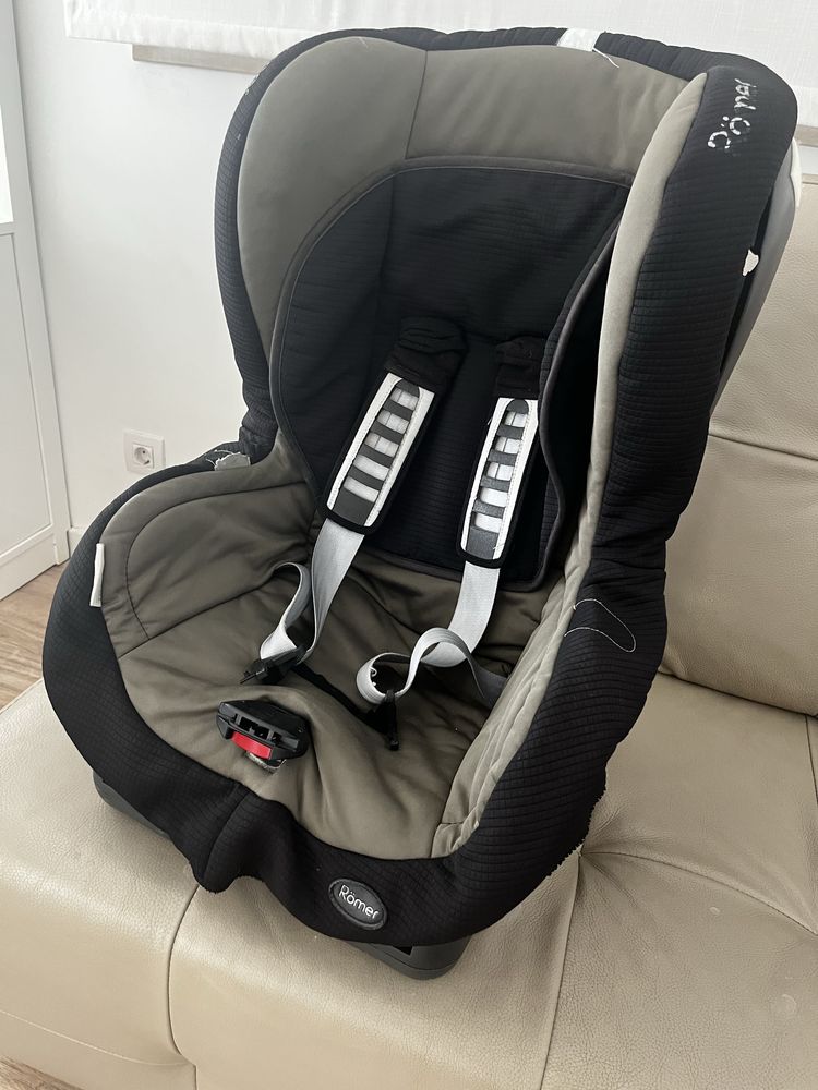 Cadeira auto com isofix 9-18kg