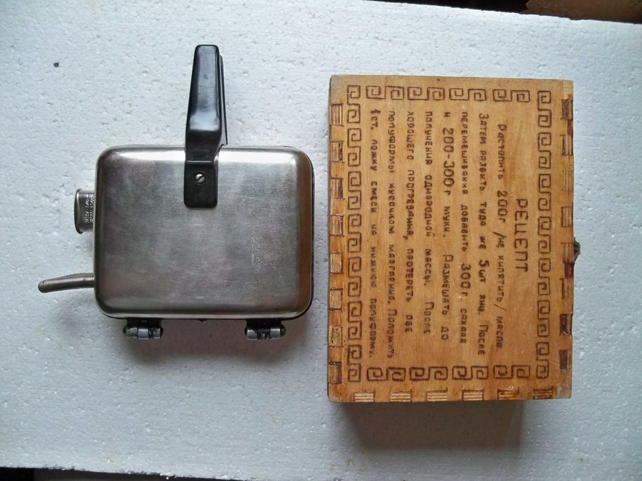 Электровафельница ЭВ 1/220, 550 Вт