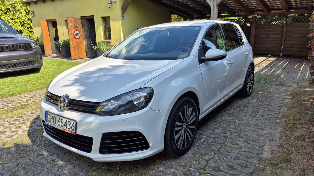 Volkswagen GOLF VI  1.4 MPI