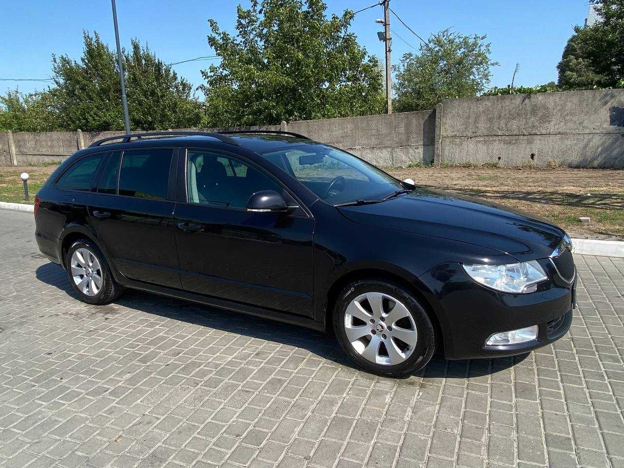 Skoda Superb 2011