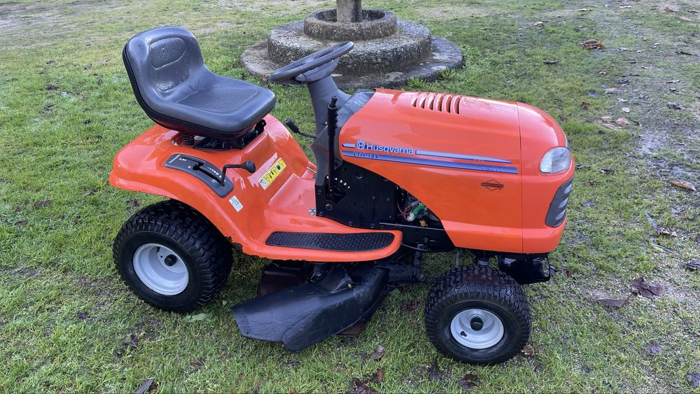 Tractor Corta Relva HUSQVARNA LTH 135 sem saco VALOR FIXO