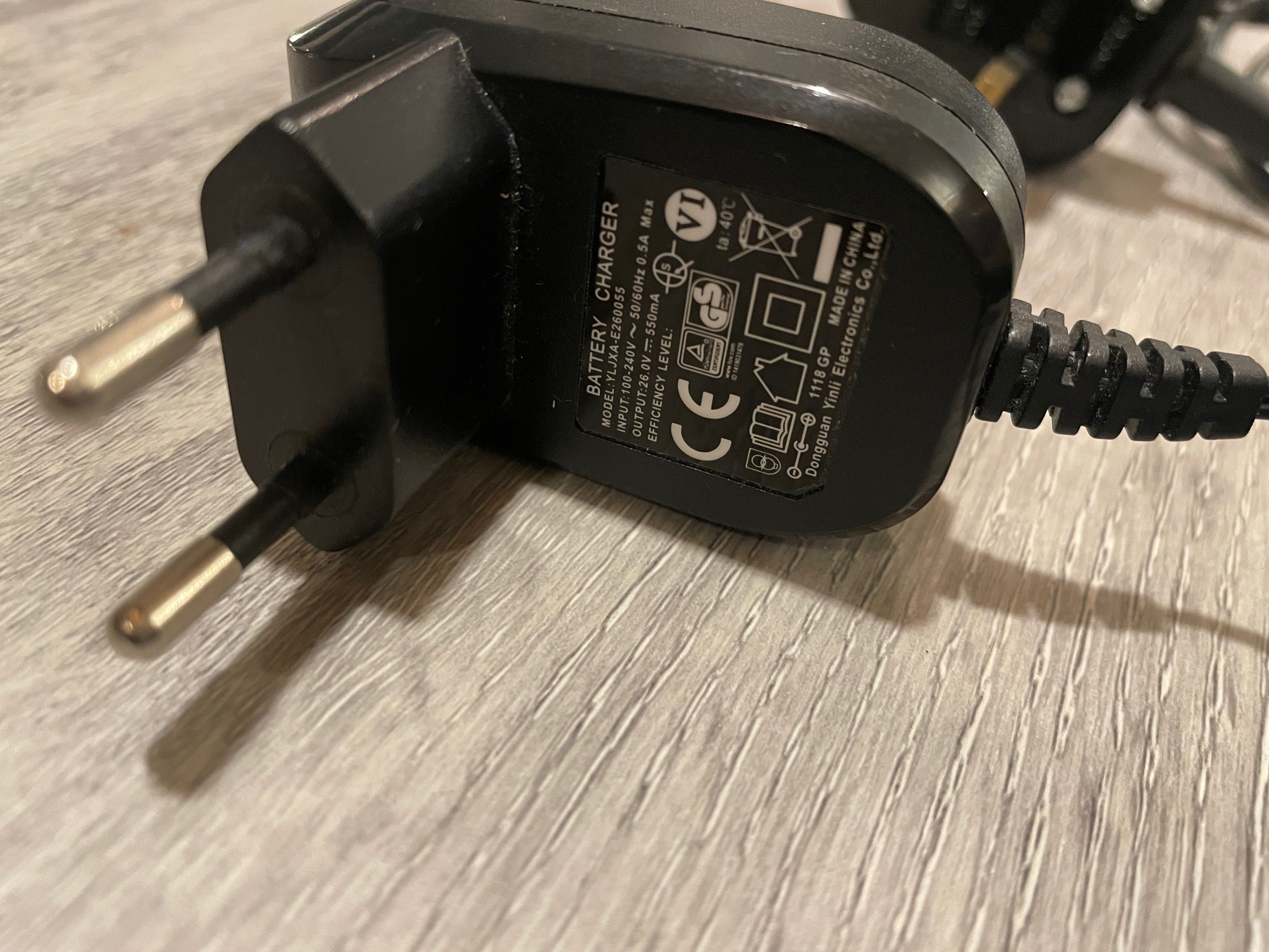 Transformadores / Carregadores / adaptadores
