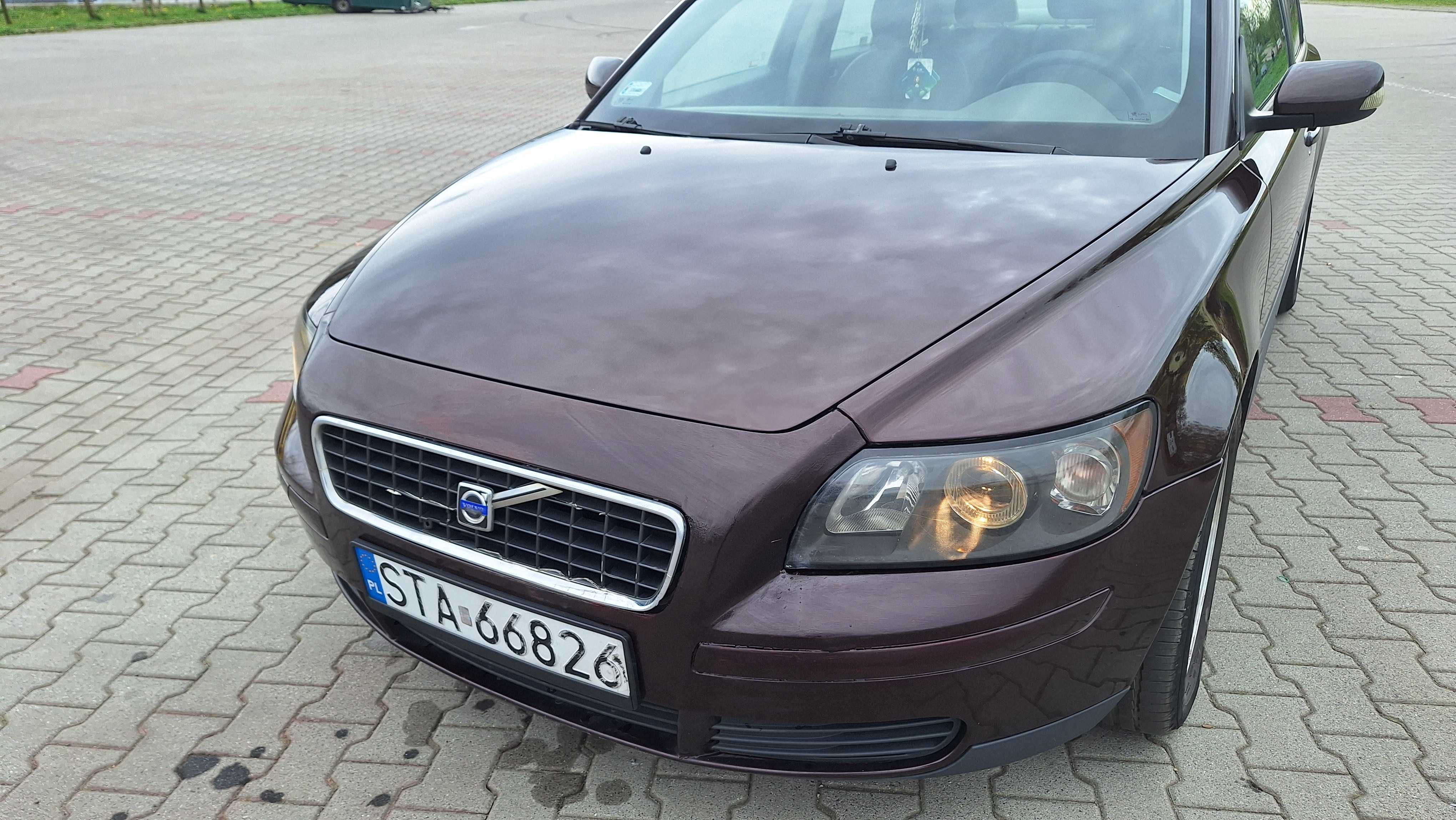 sprzedam volvo s40 z gazem gotowy do jazdy