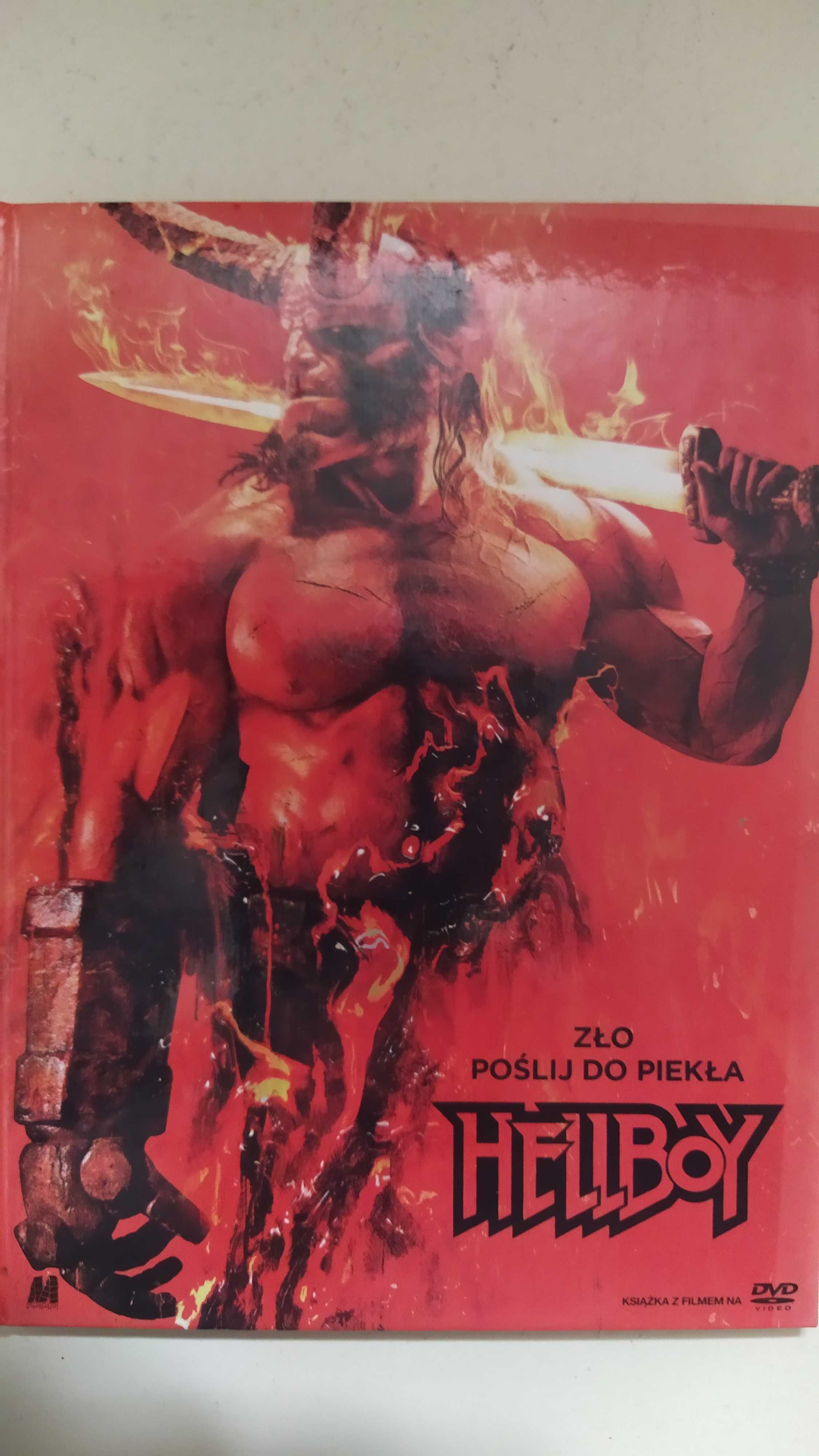 Hellboy Poślij zło do piekła DVD książka