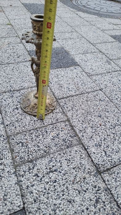 Świecznik z mosiądzu