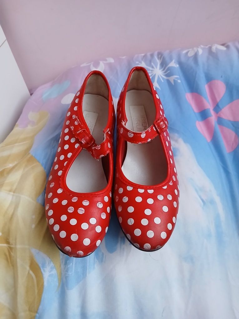 Buty na obcasie dziecięce rozm 32
