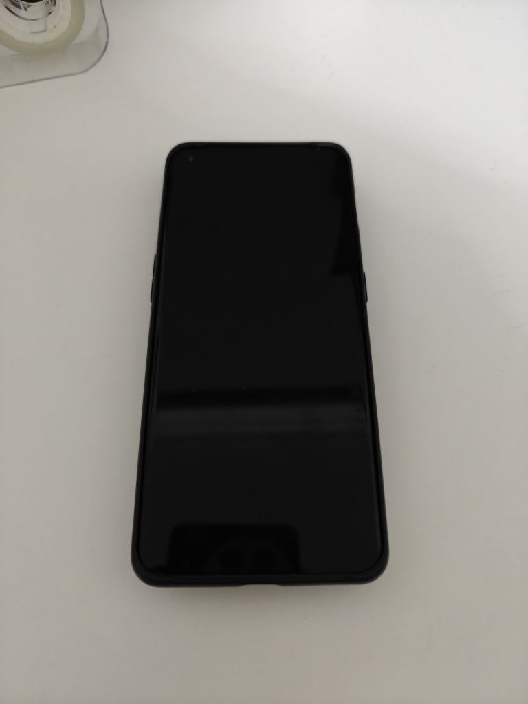 OnePlus 10 Pro (dual-sim)
