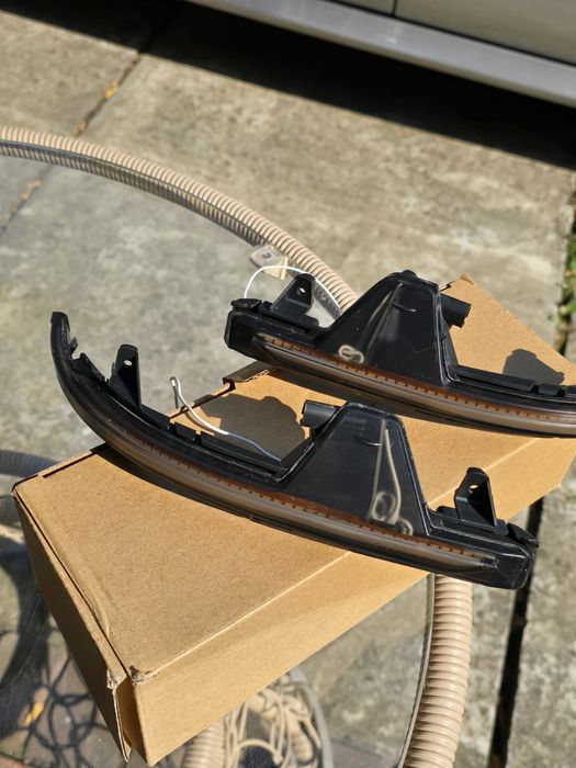 Динамічні поворотники Audi A7 C7