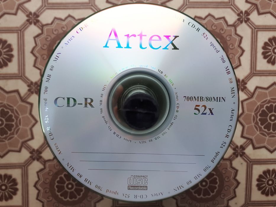 CD, DVD, CD-R 700Mb болванки чистые диски для записи ОПТ