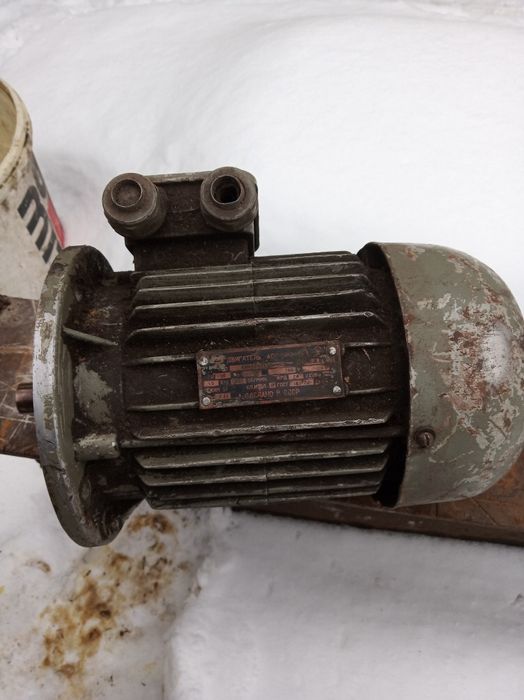 Електро мотор 1,5 киловат ще СССР неперематаний