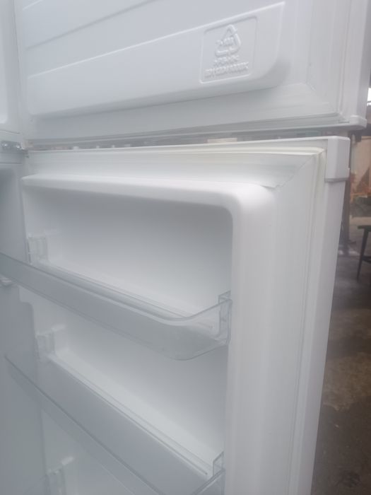 Продам холодильник elenberg TMF 143