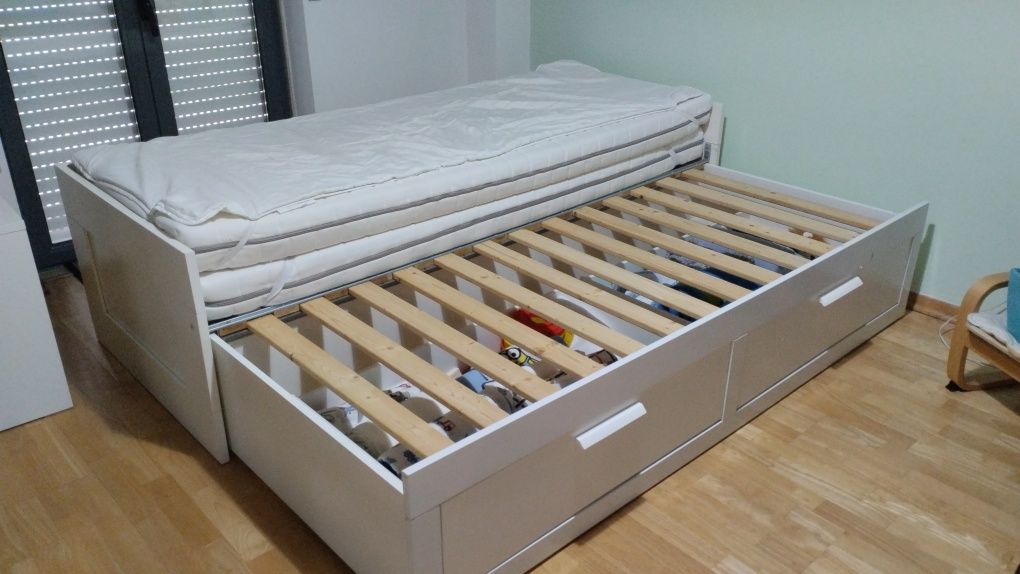 Cama com arrumação 80/160*200