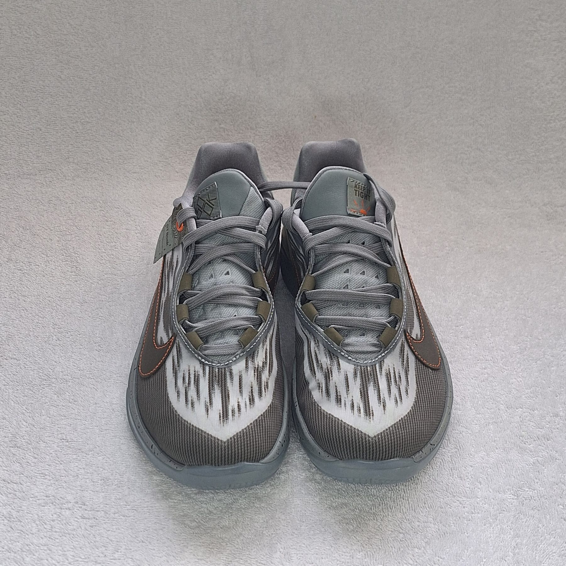 Кросівки Nike Air Zoom G.T Cut 2 DJ6015 301 US9 EU42.5