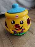 Zabawka garnuszek na klocuszek Fisher Price