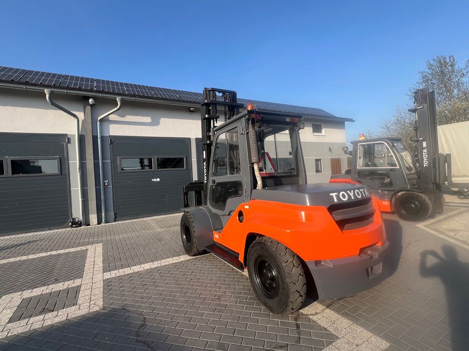 Wózek Widłowy Toyota 7 lud 5 Ton 2018 rok Fak.Vat