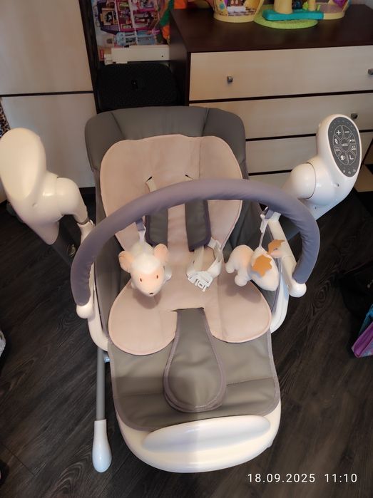 Стульчик- качеля для кормления carrello cascata