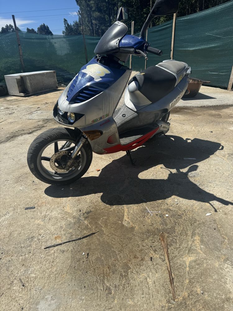 Scooter aprilia sr50