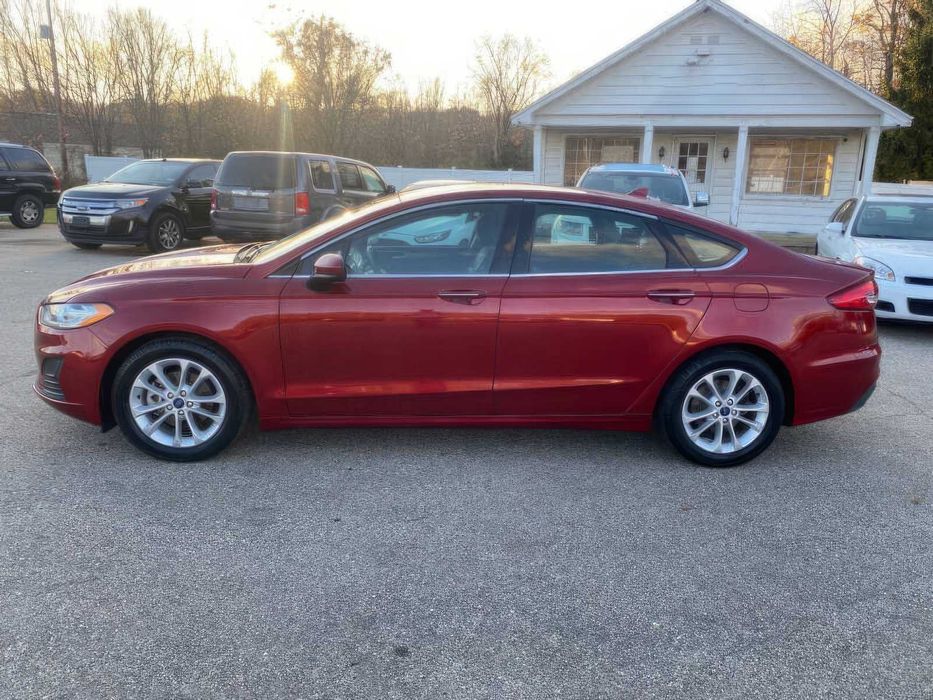 Ford Fusion SE      2019