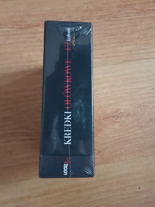 Nowy zestaw kredek ołówkowy firmy Loozz 42 kolory