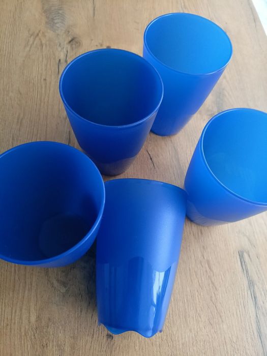 Tupperware kubki 5 szt, nowe 525 ml