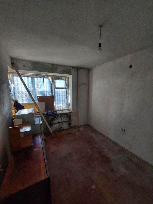 Две комнаты в бывшем общежитии