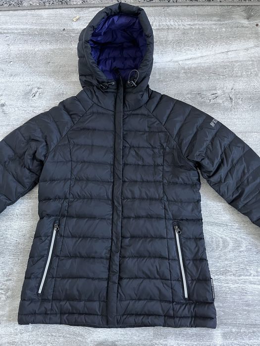 Czarna kurtka zimowa