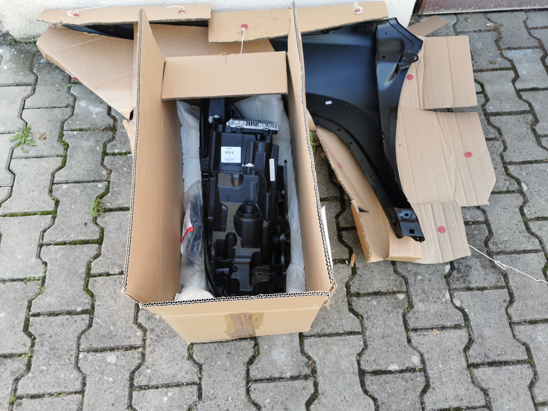 Błotnik lampa prawa przód jeep cherokee kl polift