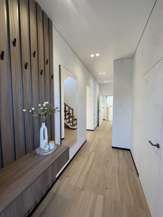 Продаж будинку з ремонтом! Гарний район! Гореничі