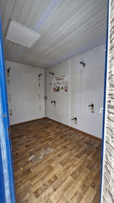 Торговий павільйон ларьок магазин