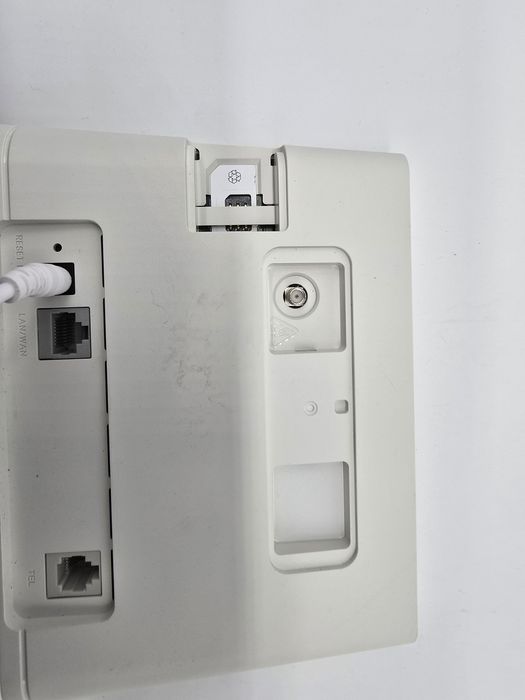 Router Huawei B311-221