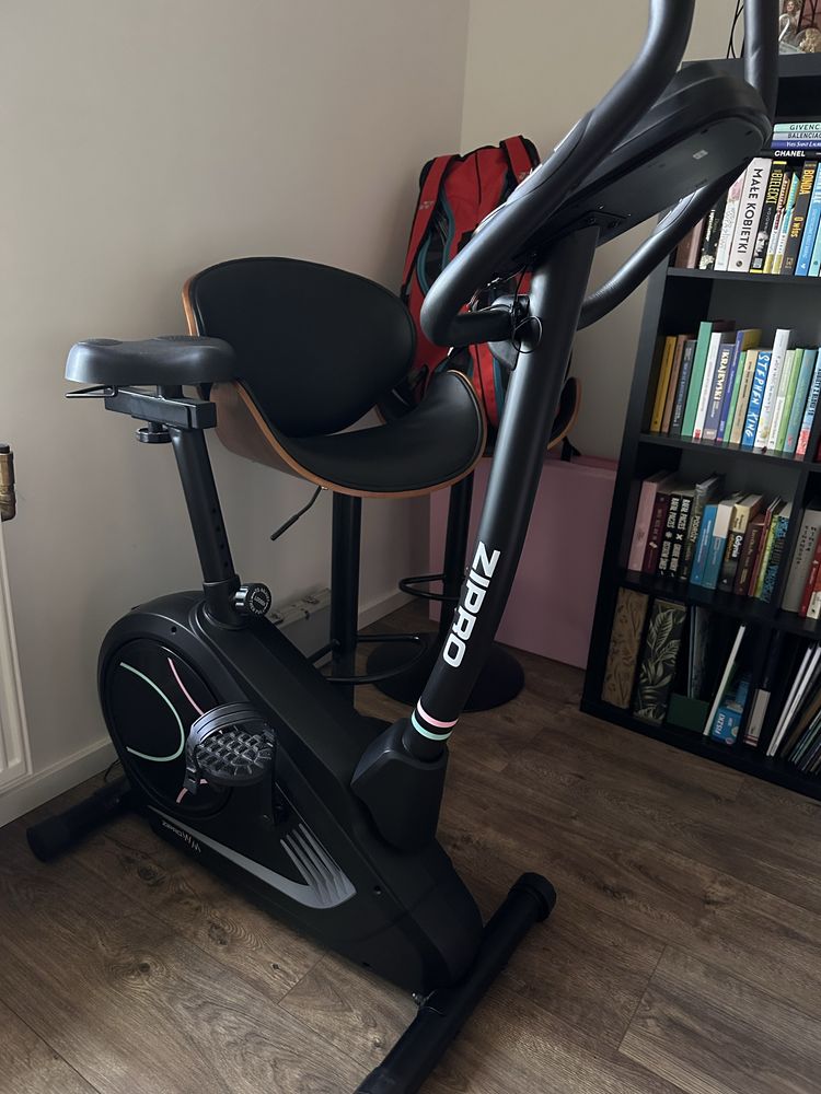 Rower elektryczno-magnetyczny Iconsole+ Flame WM - Zipro