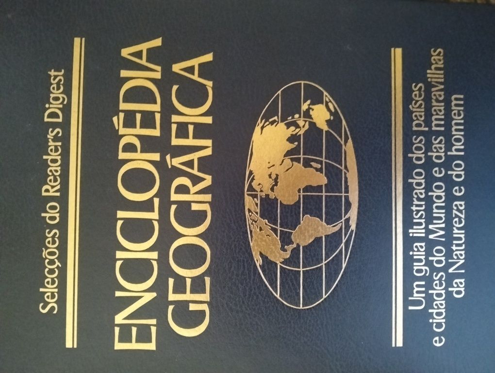 Enciclopédias e outros com encadernações de luxo