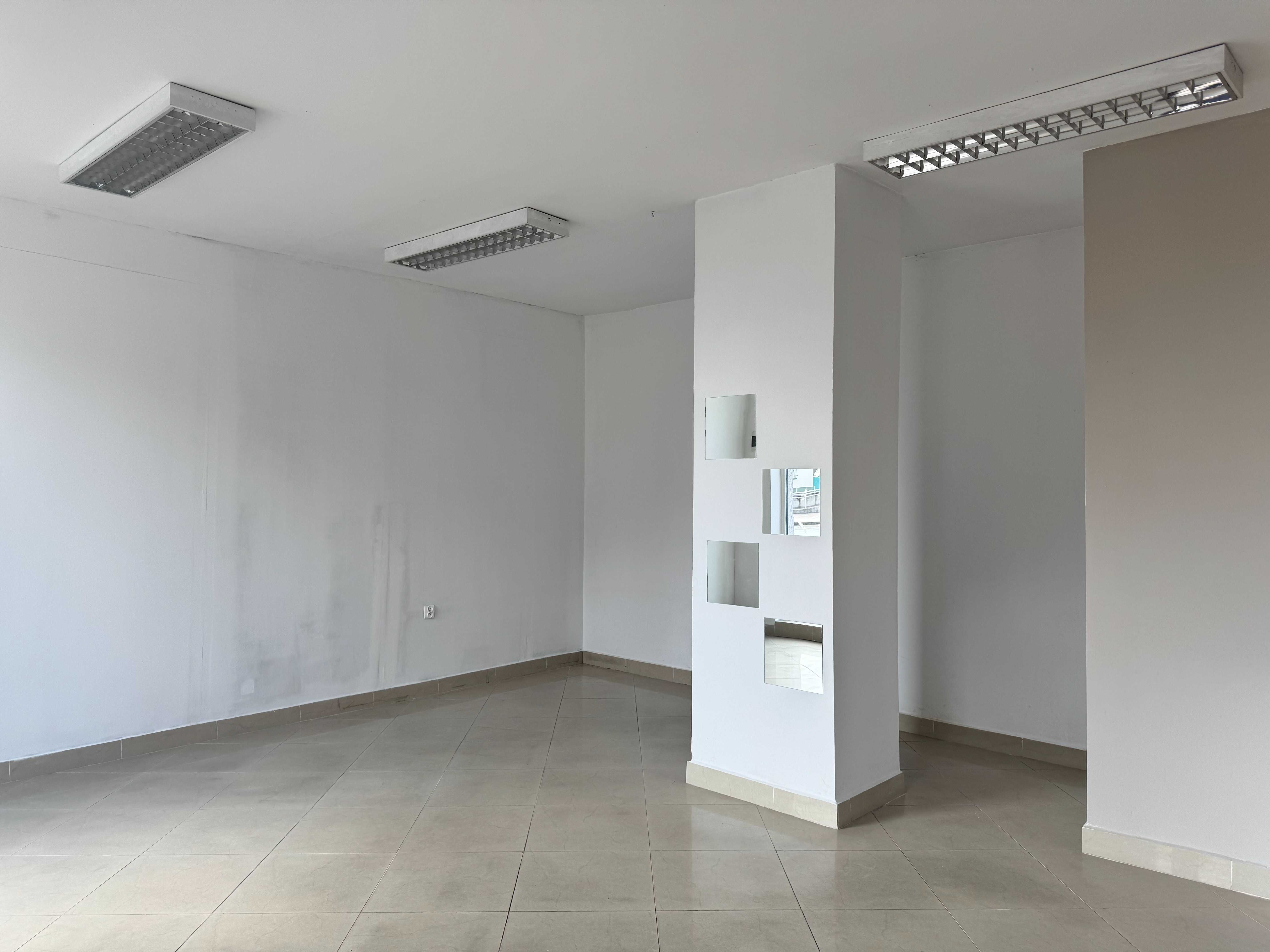 Lokal usługowy przy DK10 – 37 m² + strych.