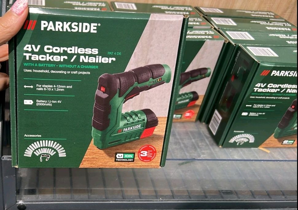 НОВ аккумуляторный степлер сГермани Parkside PAT 4 C4/D5/акумуляторний