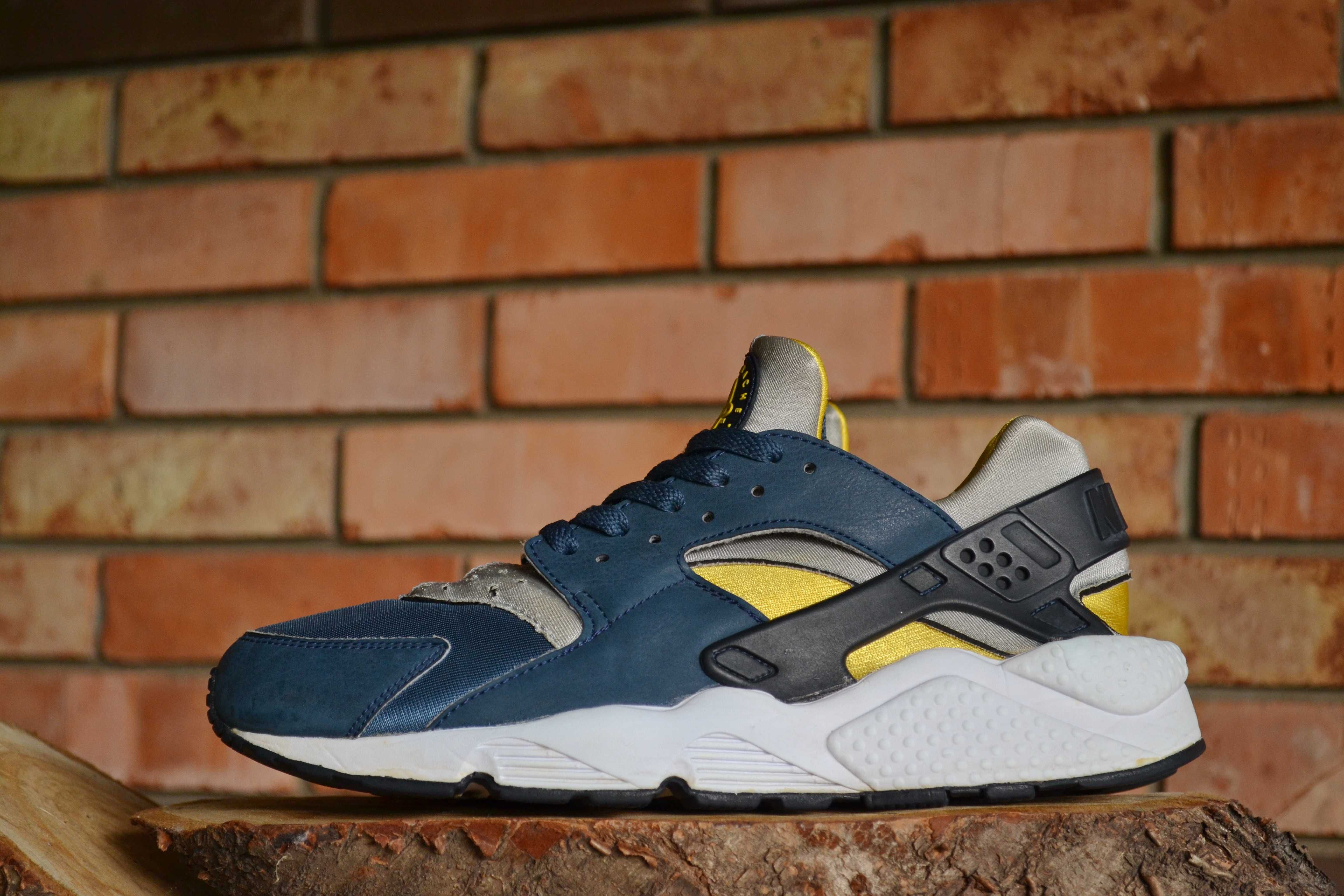 Кроссовки Nike Air Huarache оригинал Размер 42.5 Стелька 27 см