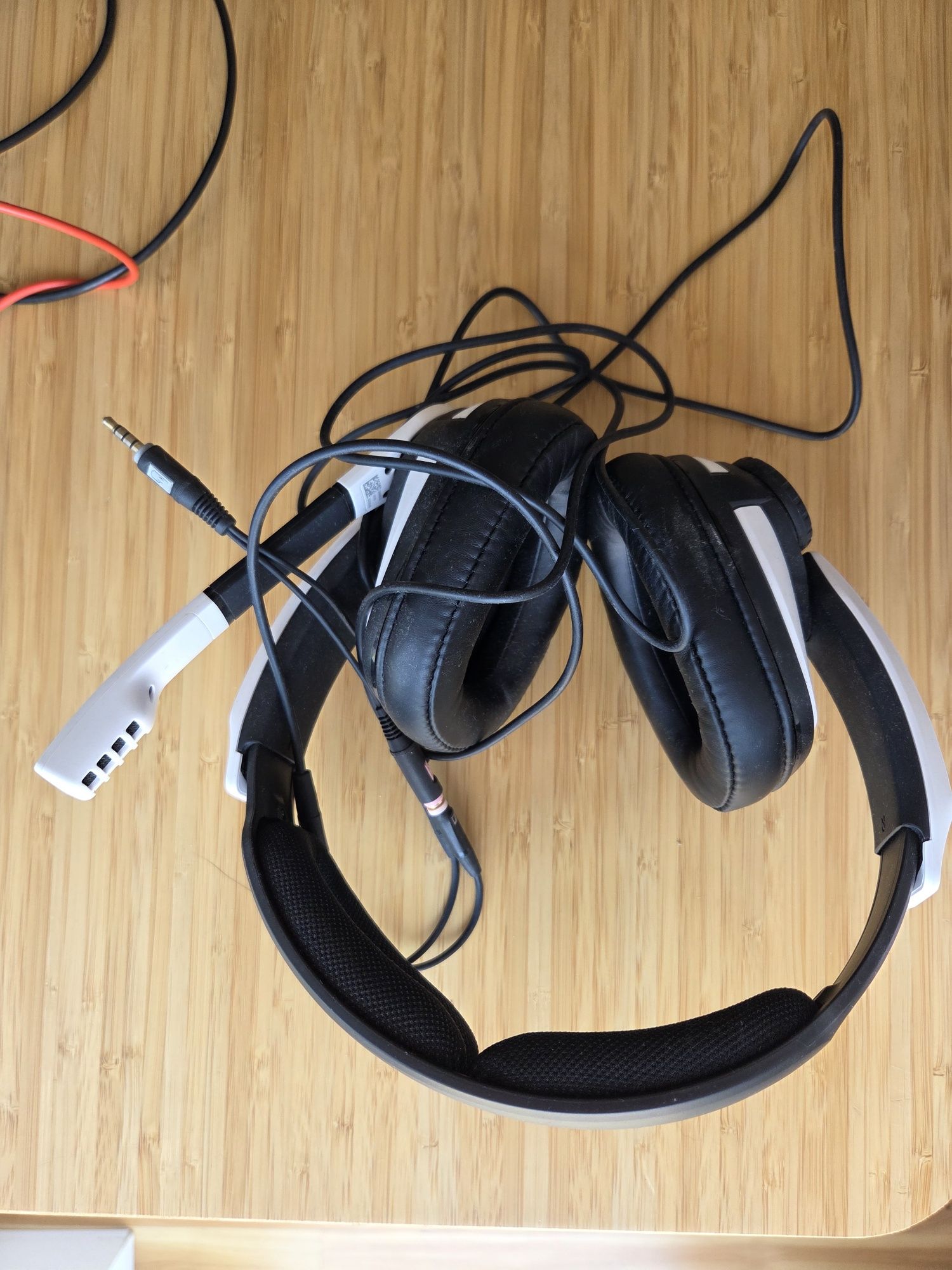 Headphones Sennheiser GSP 301