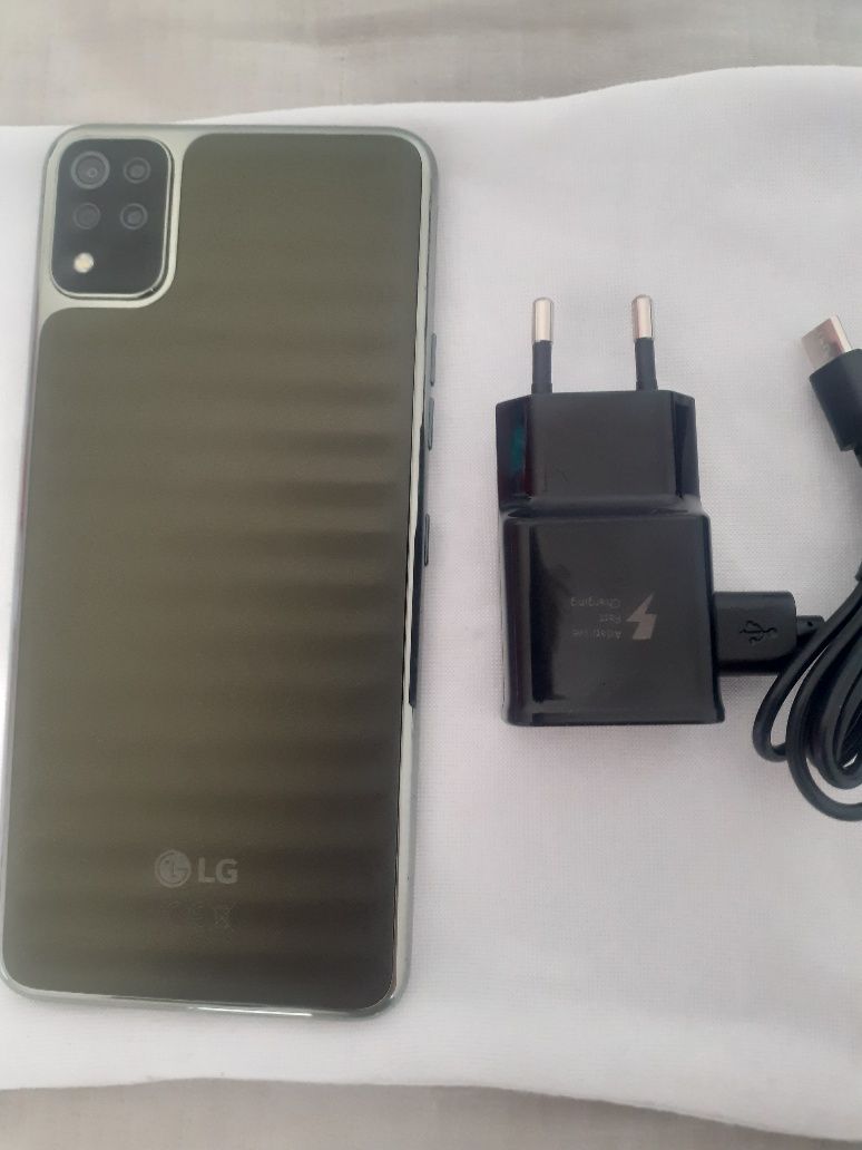 Telemóvel LG K42