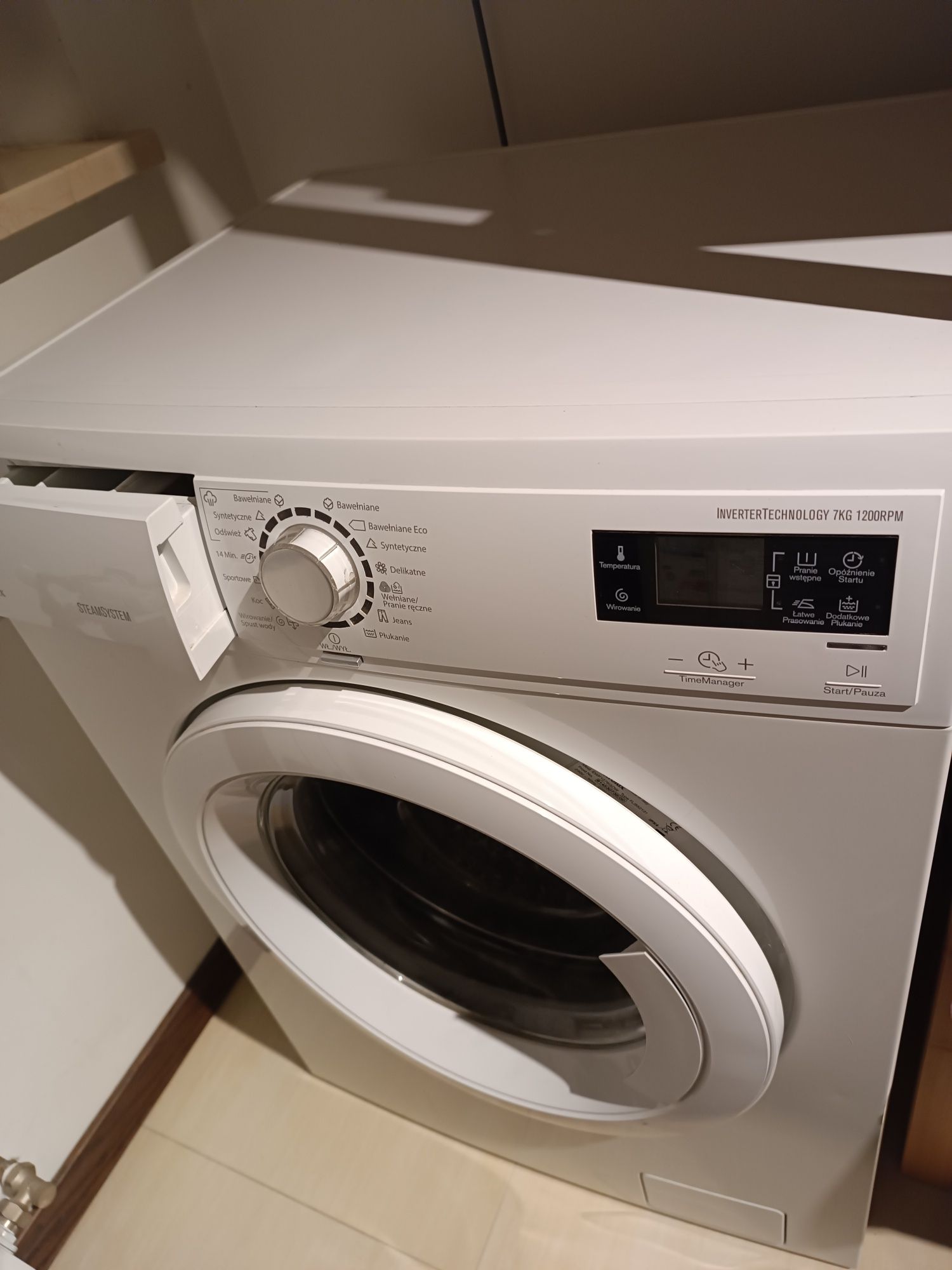 Pralka Electrolux SteamSystem EWF1276GDW