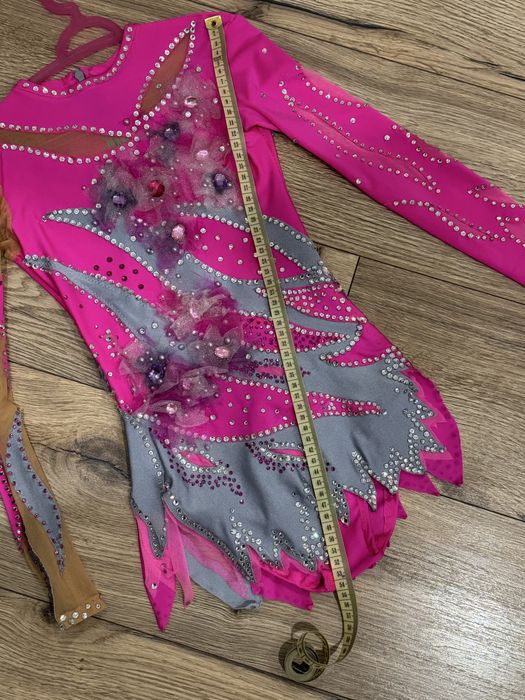 Strój startowy do gimnastyki artystycznej