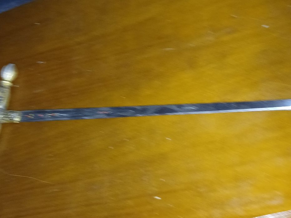 Espada para decorativos por 35 €